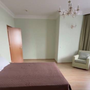 Сдается Многокомнатная квартира, 140 м²