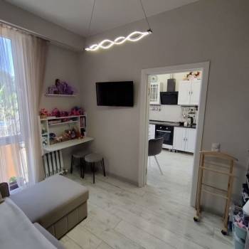 Продается 1-комнатная квартира, 26,7 м²