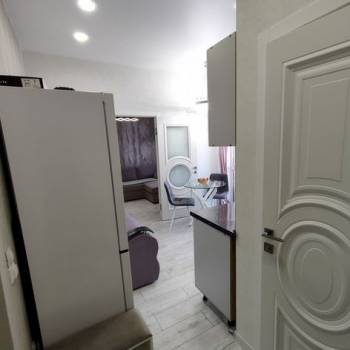 Продается 1-комнатная квартира, 26,7 м²