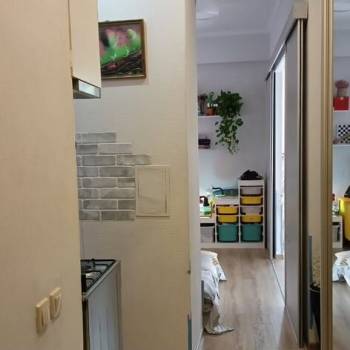 Продается 1-комнатная квартира, 35 м²