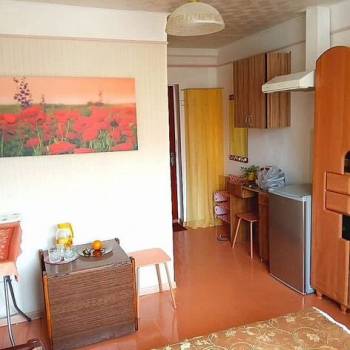 Продается 1-комнатная квартира, 17 м²