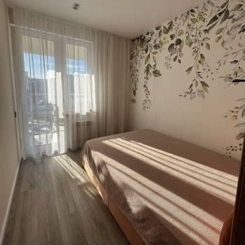 Продается 1-комнатная квартира, 46 м²