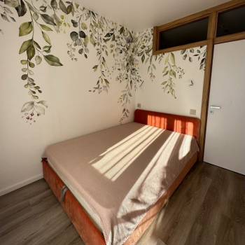 Продается 1-комнатная квартира, 46 м²
