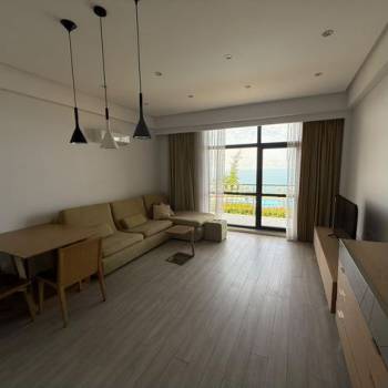 Сдается 2-х комнатная квартира, 74 м²