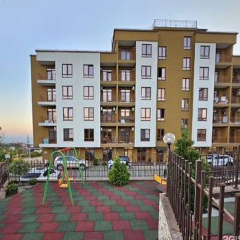 Продается 1-комнатная квартира, 32 м²