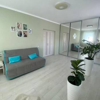 Продается 3-х комнатная квартира, 106 м²