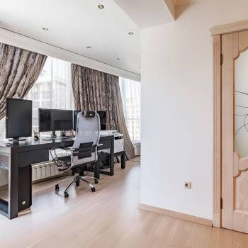 Продается 3-х комнатная квартира, 124 м²