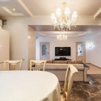 Продается 3-х комнатная квартира, 124 м²