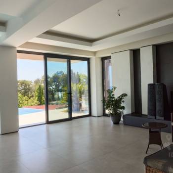 Продается Дом, 436 м²