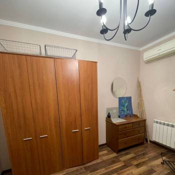Сдается 2-х комнатная квартира, 75 м²