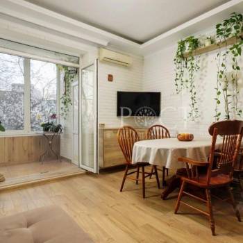 Продается 1-комнатная квартира, 57,5 м²