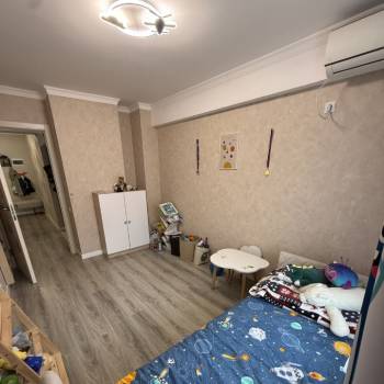 Сдается 1-комнатная квартира, 56,6 м²