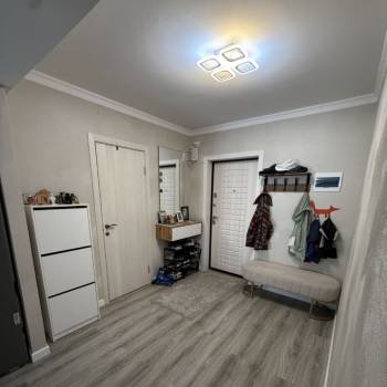Сдается 1-комнатная квартира, 56,6 м²