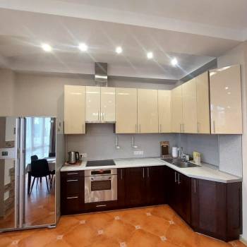 Сдается Многокомнатная квартира, 85 м²