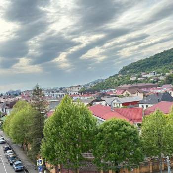 Продается 2-х комнатная квартира, 58 м²