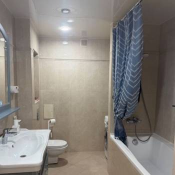 Продается 2-х комнатная квартира, 84 м²