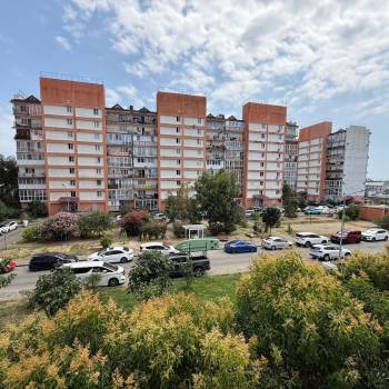 Сдается 1-комнатная квартира, 56,6 м²