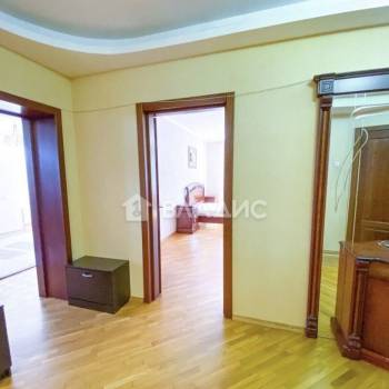 Продается 3-х комнатная квартира, 125,3 м²
