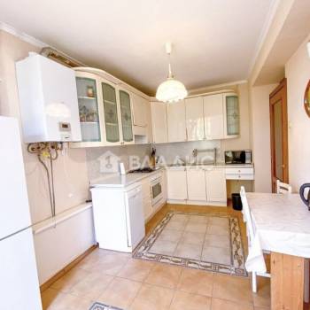 Продается 3-х комнатная квартира, 125,3 м²
