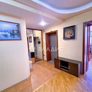 Продается 3-х комнатная квартира, 125,3 м²