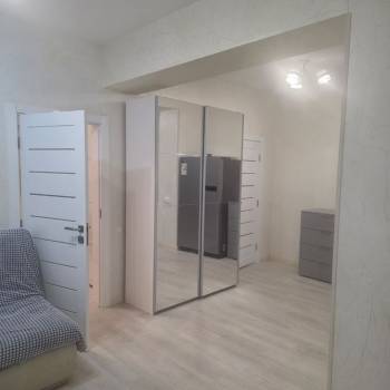 Сдается Многокомнатная квартира, 80 м²
