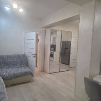 Сдается Многокомнатная квартира, 80 м²