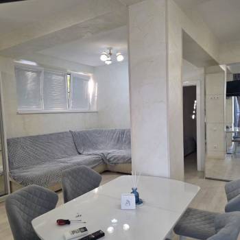 Сдается Многокомнатная квартира, 80 м²