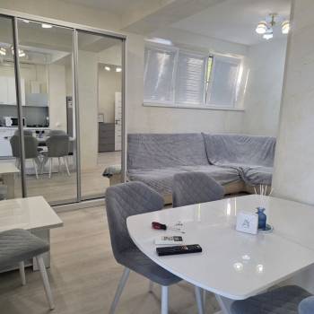 Сдается Многокомнатная квартира, 80 м²
