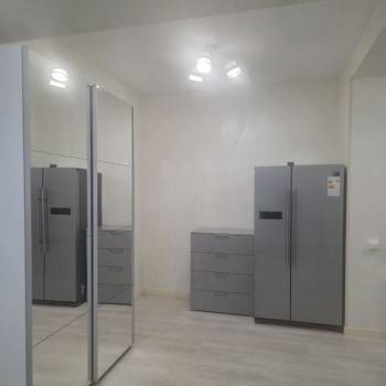 Сдается Многокомнатная квартира, 80 м²