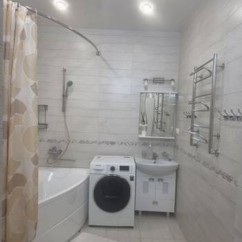 Сдается Многокомнатная квартира, 80 м²
