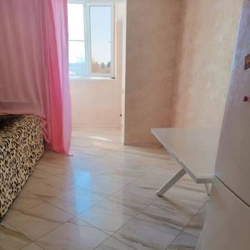 Продается 1-комнатная квартира, 38 м²