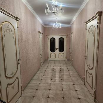 Сдается Многокомнатная квартира, 100 м²
