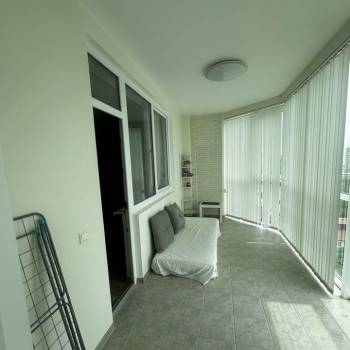 Сдается 1-комнатная квартира, 65 м²