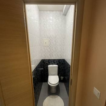 Сдается 1-комнатная квартира, 65 м²