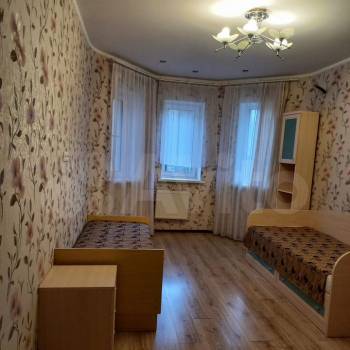 Сдается 2-х комнатная квартира, 80 м²