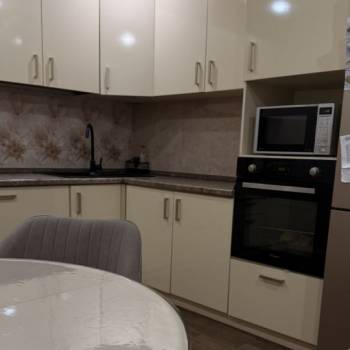 Сдается Многокомнатная квартира, 110 м²