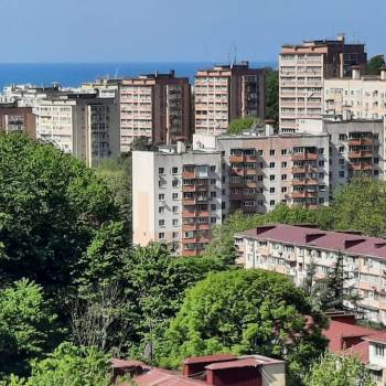 Продается 1-комнатная квартира, 50 м²