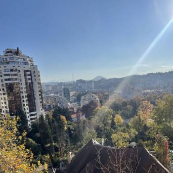 Продается 1-комнатная квартира, 45 м²