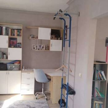 Продается Многокомнатная квартира, 175 м²