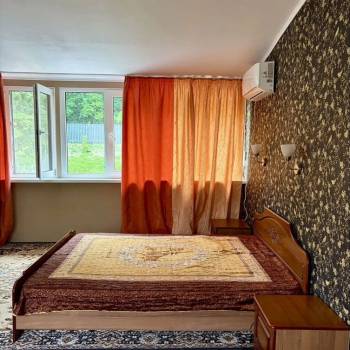 Сдается 1-комнатная квартира, 42 м²