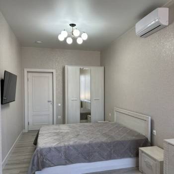 Сдается 1-комнатная квартира, 50 м²