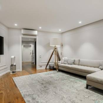 Продается 2-х комнатная квартира, 114 м²
