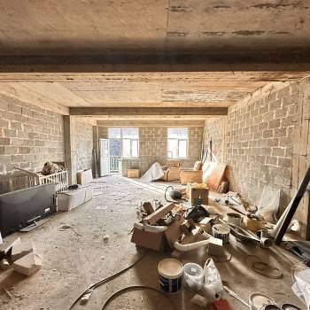 Продается 1-комнатная квартира, 65,3 м²