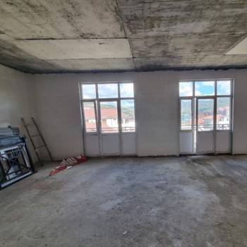 Продается 1-комнатная квартира, 50,7 м²