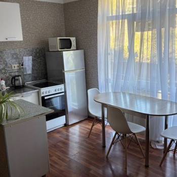Сдается 2-х комнатная квартира, 40 м²