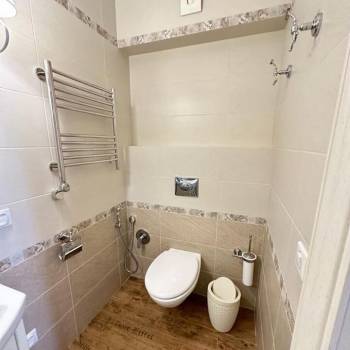 Сдается Многокомнатная квартира, 100 м²