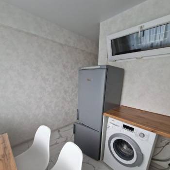 Сдается Многокомнатная квартира, 75 м²