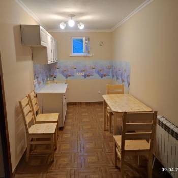 Сдается Многокомнатная квартира, 100 м²