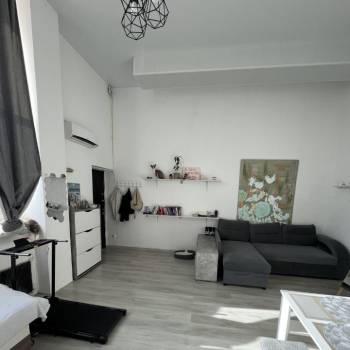 Продается 1-комнатная квартира, 30 м²