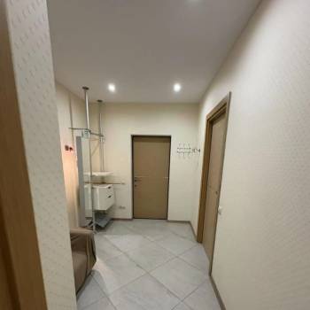 Продается 1-комнатная квартира, 66 м²